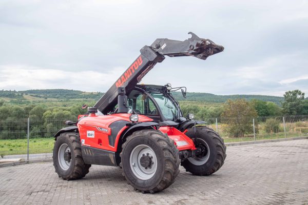 stivuitor telescopic manitou